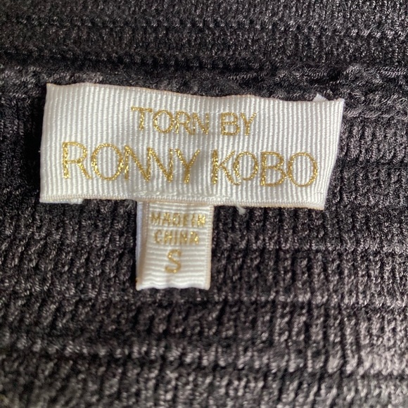 Torn by Ronny Kobo Madi Dress NWT Open-Back Curve Hugging Knit Maxi Dress Black - Picture 6 of 11